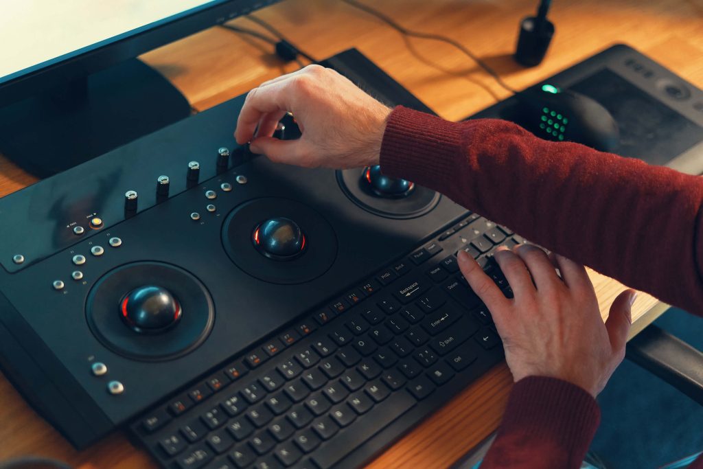 video editor using hardware controller